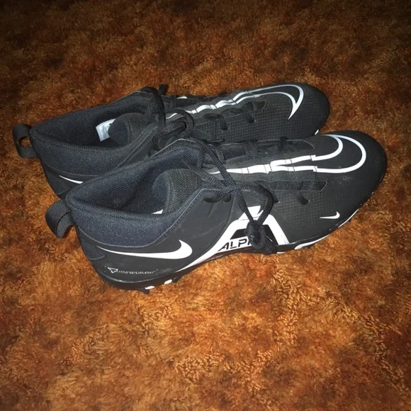 Non used baseball cleats - Picture 4 of 4